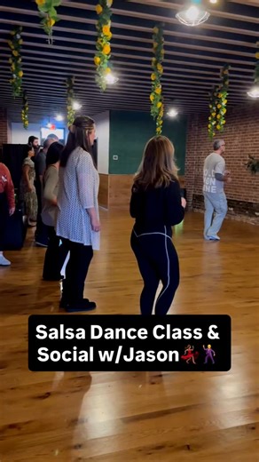 Our Salsa Social with Jason from Salsa Steps was pure joy in motion. 💃🏽🕺🏽 Laughter, rhythm, real connection, and a room full of people actually present. And here’s the science-backed truth most fitness spaces forget to mention: Dancing has been shown to boost mood, improve cognitive function, reduce stress, and support long-term brain health. Even more powerful? Social connection itself is a proven longevity indicator. At Infinite Growth Club, we don’t define wellness as just workouts and ca