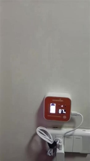 🚰📡 Smart Level Sensor راقب خزان المي من موبايلك وين ما كنت! 🔥 خلال ثواني ⏱️ بتعرف: ✅ نسبة المياه داخل الخزان ✅ عمق المياه بدقة ✅ حالة الخزان لحظة بلحظة ✨ خزانك صار ذكي… وراحتك مضمونة ✔ تحكم كامل عن طريق الموبايل 📱 ✔ مناسب للمنازل، العمارات، المزارع ✔ خيار طاقة شمسية للخزانات البعيدة ☀️ ✔ كفالة رسمية سنة كاملة 📃 🔧 الموديلات المتوفرة والأسعار: 🔹 موديل 1 – Wi-Fi كهرباء على السطح يحتاج واي فاي واصل للسطح يحتاج كهرباء على السطح 💰 السعر: 60 دينار 🔹 موديل 2 – بدون واي فاي على السطح لا يحتاج وا