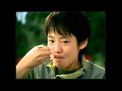 2005年CM ハウス食品 バーモントカレー 「小野伸二、バーモント育ち。」 「元気をつくるリンゴとハチミツ」 小野伸二