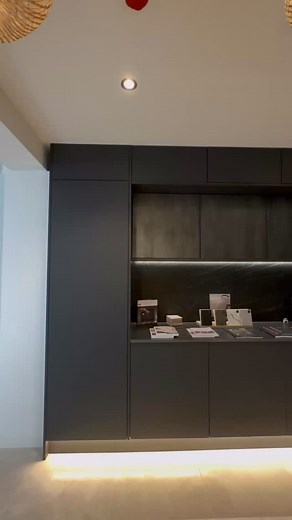 This Graphite kitchen went down so well at our opening 🖤 The luxurious matt finish signs it off perfectly. #kitchenidea #kitchendesign #kitchen #kitchengoals #interiordesign #luxurylifestyle #luxuryliving #steadyhands #steadyhandsinteriors | Steady Hands Interiors