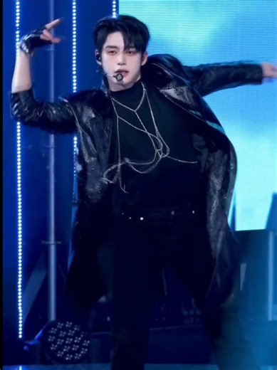 Visual dad 🥰#김지웅 #キムジウン #zb1 #zerobaseone #kimjiwoong