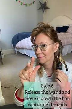 Video Tutorial on How To Style the Modern Shag Haircut Hairstyle