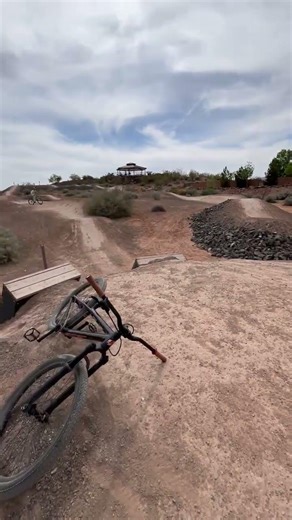 getting flat at snake hollow #mtb #redbullbike #oneupcomponents #dirtjumper #dirtjumps