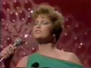 Tanya Tucker; Delta Dawn (LIve)