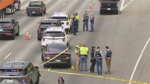 Driver dead and 3 injured in stabbing, shooting inside stolen BMW on NB I-5 in Federal Way
