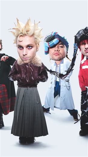 Republic Records on Instagram: "‘everyone’s a star’ today ⭐ new @5sos album out now."