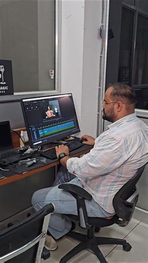 Poonam Kummawat on Instagram: "Punjabi sikha de 😂😂"