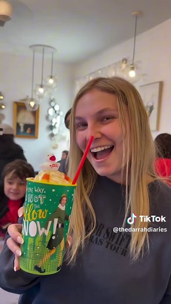 I found the cutest bar ever! 🐥 This is the The Tipsy Duck Parlor and if you are a duck lover, this is the place for you! The entire place is decked out with ducks and every drink comes with a duck for you to take home! I recommend the Rub-A-Dub-Dub which even comes with a souvenir bathtub! #saintaugustine #rubberduck #thingstodo