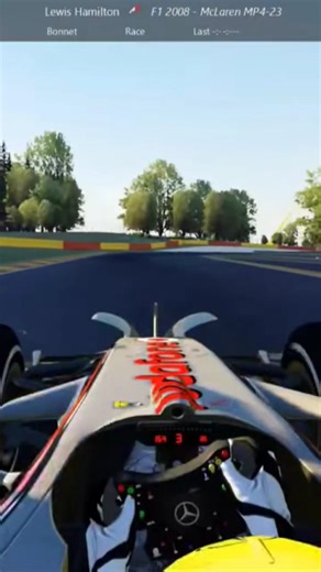 BORTOLETO vs HAMILTON [4]: 2026 AUDI F1 vs LEGENDARY 2008 MCLAREN #lewishamilton #bortoleto #audi