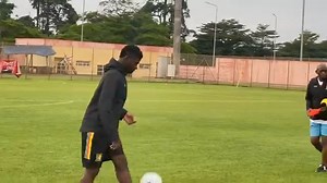 La plus belle recrue et l’une des attractions du public du côté de Yaoundé @super fans | Mapane