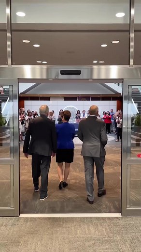 2023-24 International President Dr. Patti Hill visited with Lions International staff as she embarked on a mission to change the world. #WeServe | Lions Clubs International