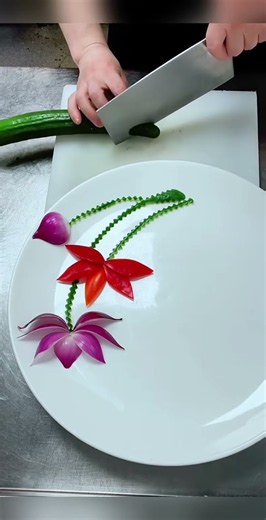 “Satisfying Food Carving Art 🌸 | Watch This Vegetable Turn Into a Beautiful Flower!”