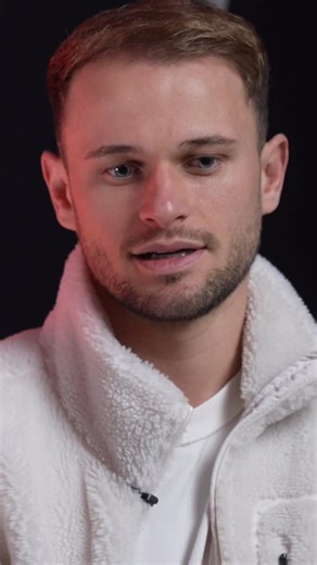 Martin Sanders on Instagram: "Nothing is impossible! I am feeling extremely blessed this Christmas Eve - @leo_scienza X @football.martin_ | For the Fans ❤️ | 7PM Tonight #SaintsFC #SouthamptonFC #scienza #special"