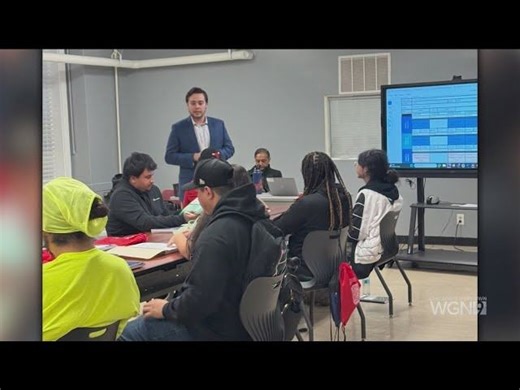 Adelante Chicago-Lewis University Career Training | Lewis University