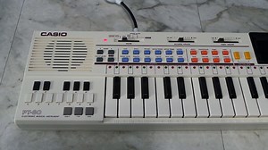 Vintage Casio PT-80 Keyboard Review & Tear-down