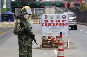 Palace: Non-essential travel suspended in and out of Metro Manila, nearby provinces