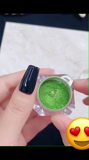Stunning Green Glitter Nail Art Tutorial
