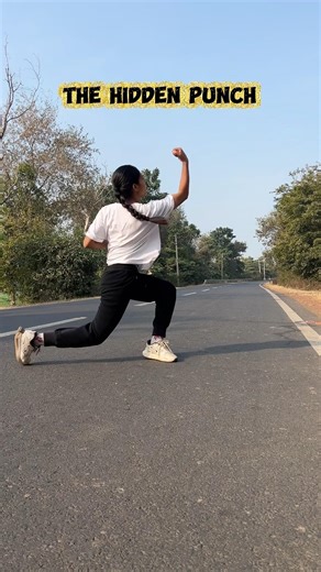 punch 🥊 tutorial #punch #hookpunch #karate #ytshorts #martialarts #shorts