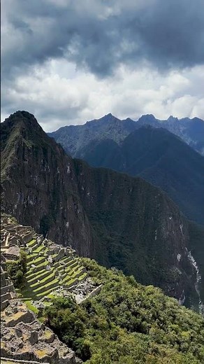 🏔️ Impresionantes Vistas de Machu Picchu 🇵🇪 #MachuPicchu #Perú #AventuraInca
