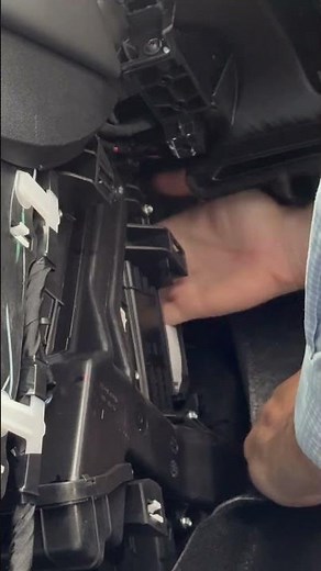 Tesla RHD Model Y DIY Cabin filter replacement
