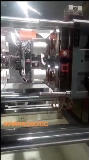 28-12-2025 4 cavity 800 ml iml robot #imlrobot #machine #iml