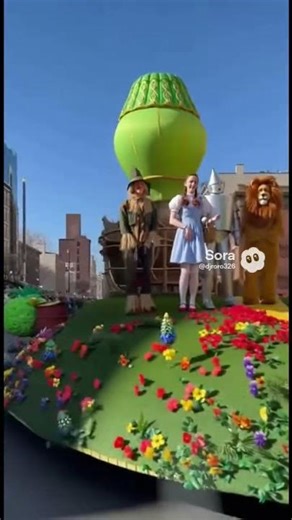 Wizard of oz float