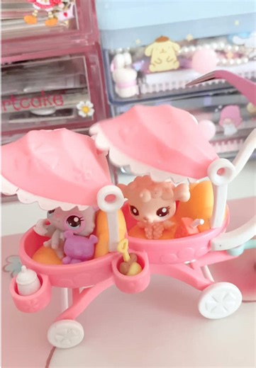 Cute LPS Baby Day Out: Setup and Trinkets