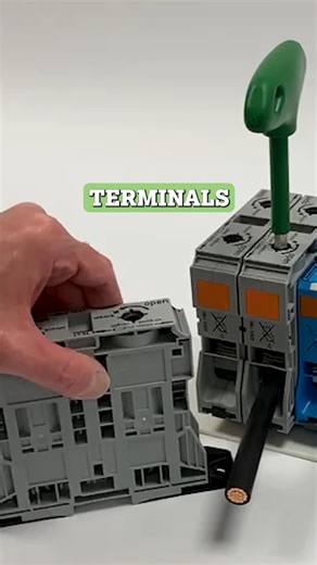 17K views · 92 reactions | Discover 185sq mm POWER terminal blocks! Without having to use a din-rail?! Comes in a din-rail or flange mount versions!?! Find out more ⏩LINK IN BIO #WAGO #electricalengineering #engineering #OEM #industrialdesign | WAGO - UK & Ireland | Facebook