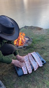 526K views · 2.5K reactions | This sound is so satisfying 襤數 #firekitchen #ribs #asmr #outdoorcooking | Fire Kitchen | Facebook