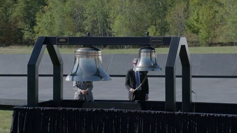 Moment of silence honors United Flight 93
