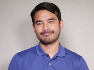 WATCH: Atom Araullo gives his list of house essentials