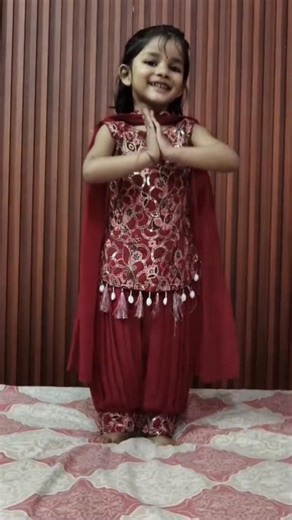 my introduction video 🙏🙂#cutie girl#sanskari.ladki#mishti