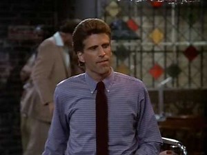 Cheers | S01E02 cold open | "Oh, yeah, that's Patty"
