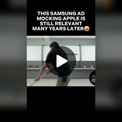 can we talk about ios 16 still not having a split screen?😅 #apple #Samsung #applevssamsung #technology #samsungvsapple #tech #techtok #smartphone #fyp #foryoupage