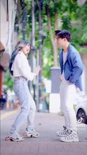 Bloopers Dance Battle di pinggir jalan🤣 | Step by Step ID