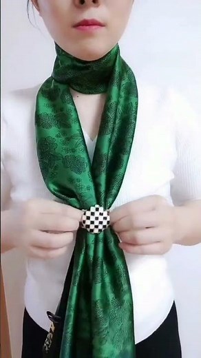 How to Use Scarf Clips 🎀 Easy Chic Styles #shorts