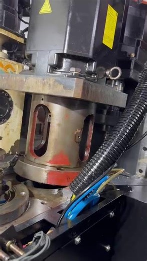 CNC Milling Machine Spindle Oil Leak Repair Service In Malaysia #cnc #machine #manufacturing