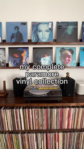 my complete @Paramore vinyl collection 🫶🏻💜 #foryou #fyp #vinyl #vinylcollection #vinylcollector #vinyltok #vinylcheck #paramore #paramoretiktok