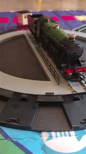 County Class "County Of Merioneth" on Hornby turntable!