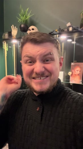 We’re open Monday 29th December, 12–6 — the perfect time to squeeze in a fresh piercing before the new year. Why not treat yourself to a beautiful solid gold piercing and start the year with a little extra sparkle? 💎 Special offers available: • Trainee piercing spaces at half price • Piercing service FREE when purchasing any gold attachment (offer valid until the new year) Calm, no-rush appointments in a clean, professional environment — exactly how piercings should be done. 📅 Book online via 