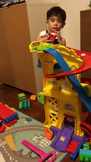 Hand flapping / spinning