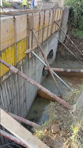Formwork with doka panels a retaining wall #construction #shorts #shorts #shorts #shorts #shorts