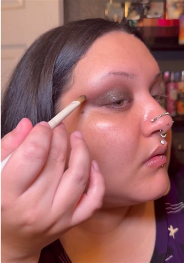 Recreating a Timeless Makeup Look with MAC Products