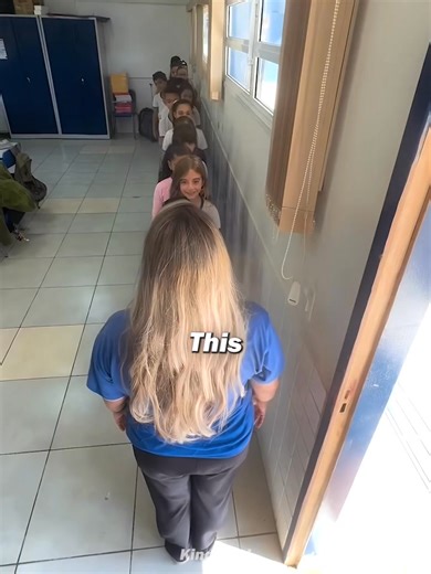 This Teacher Knows How to Make Every Student Smile 😊 | Paw Theory