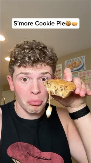 Eating S’mores in Different Ways For The Day!