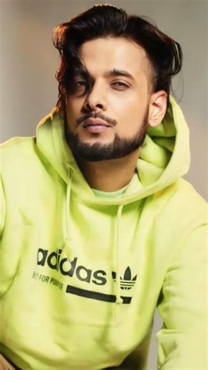 punjabi vibes on Instagram: "Half window down❤️ . . Song: half window down Singer: ikka Music: Dr zeus Music label: speed records #lovesong #halfwindowdown #ikka #musicedits #musiclovers #punjabisong #explorereels #reelsındia #reelkarofeelkaro❤"