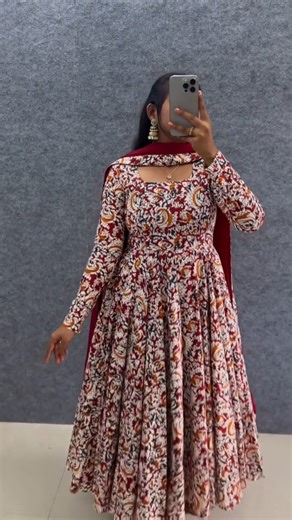 Sk Dress Collections___ on Instagram: "BEST SELLING OUTFITS AT OFFER PRICE😍 _________________________ 😍FOR BOOKING ORDERS DIRECT MESSAGE ME IN INSTAGRAM OR WHATSAPP (+917395990983) __________________________ Follow-@sk_dress_collections_ for daily updates… __________________________ Made of payment 😍phone or or gpay available 😍How to order . . 😍kindly send a screenshot of selected product picture with correct size __________________________ 🧚‍♀️Name- 🧚‍♂️Door no- 🧚‍♂️Full address with st