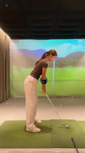 Wear it, swing it, feel the difference. This intelligent golf training ball builds correct swing posture naturally. 👉 Get yours here: https://amzn.to/4advnkV #golfpractice #golftrainingball #golfhack #golfswingtips #golfimprovement | GOLF EZ