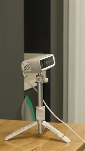 Create the Digital Dental Avatar with MetiSmile 📸🧠 The MetiSmile scanner uses advanced multi-angle imaging to generate a complete 3D facial model—in just 10 seconds. With its high-performance texture camera, it delivers stunningly realistic facial color and detail, helping patients see their smile like never before. ✨ Fast. Accurate. Life-like. This is next-level facial scanning to enhance the digital dental avatar. #MetiSmile #3DFacialScanner #DigitalDentistry #SmileDesign #FacialScanning #De