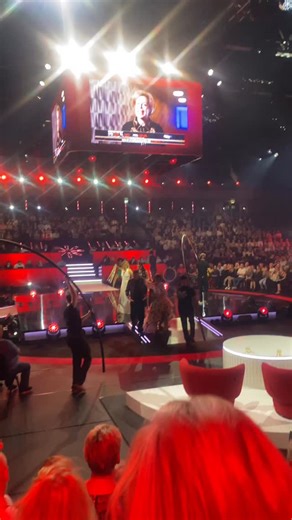 🎬 Behind the scenes of my performance on TV2’s Knæk Cancer Show. I brought eight hula hoops with me for the show— and the amazing production team went all in and built a huge LED ring for the stage 💚 🟢 Fun fact: I had to sprint all the way from the corner of the concert hall to the stage between the live-teaser clip and my entrance — just to get the hoops placed on the right marks on the floor, according to the camera positions. 🟢 More facts: The shiny black surface was very slippery, but sp